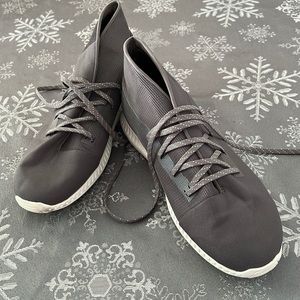 Under Armour Sneakers